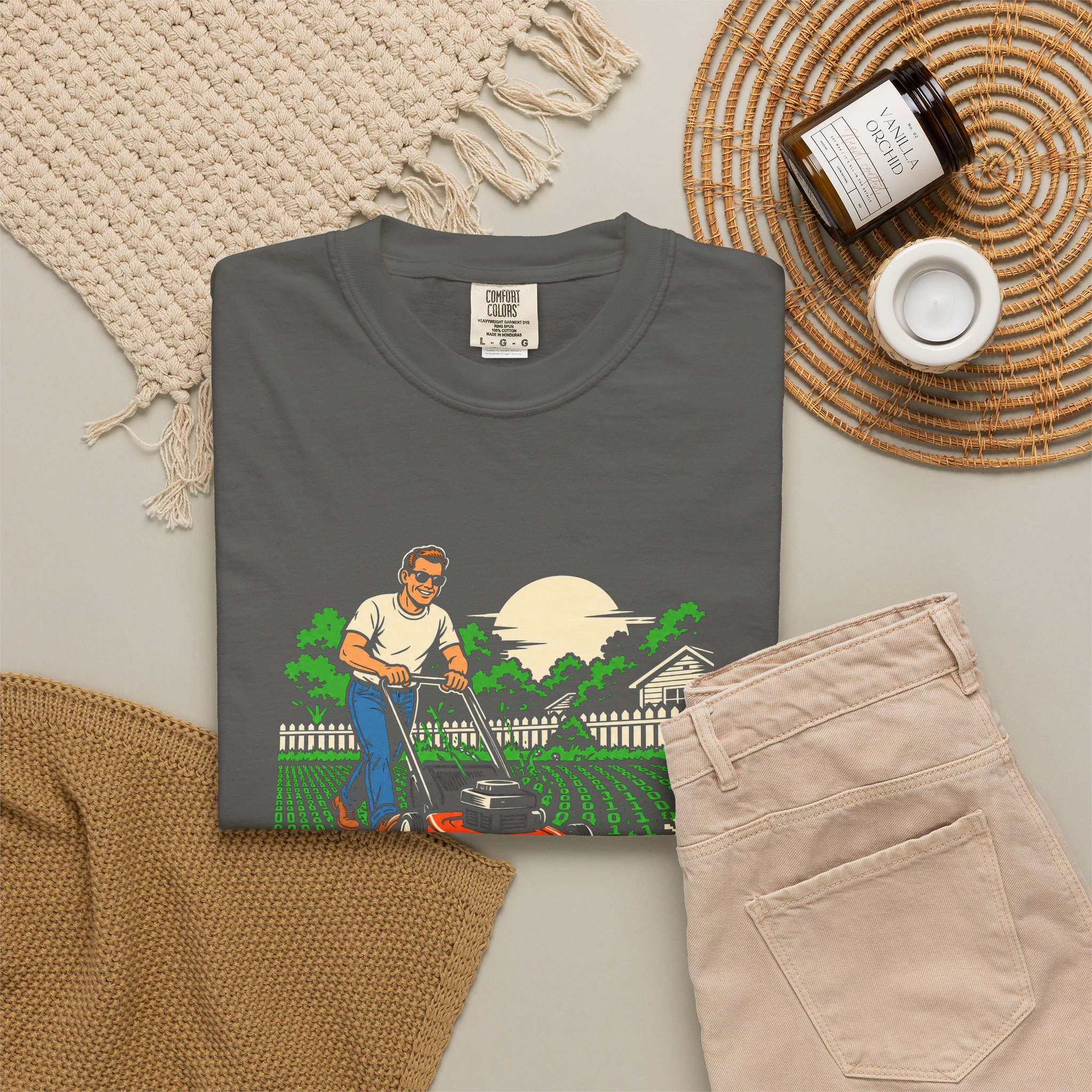 Bug-Free Backyard T-shirt in Pepper, folded 2